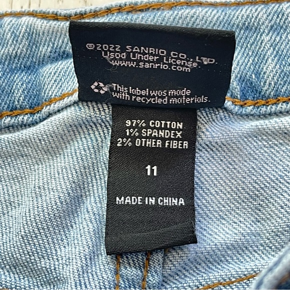 Sanrio My Melody Strawberry Lightwash Denim Straight Leg Jeans Kidcore Kawaii - Picture 12 of 16